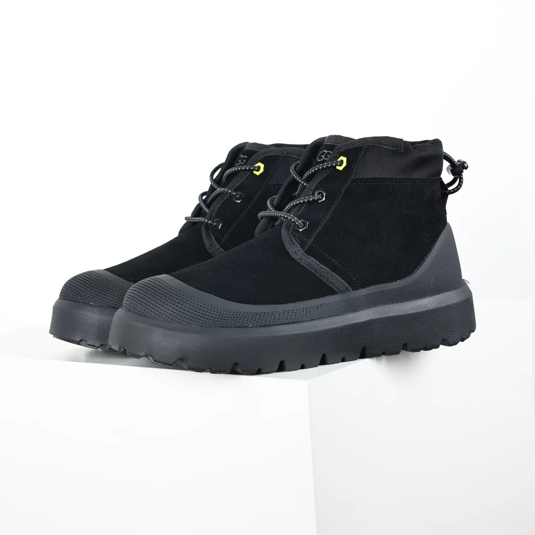 Pick up locally 💰660 Core recommendation Good price It is a very suitable choice for keeping warm in winter and at home. In the new year, uug launched a series of styles, which are partial to the preferences of young consumers and have also moved to the forefront of fashion trends. Shoe body material Water-repellent coated suede upper 17mm UGGPURE™ implantable wool insole Lightweight non-slip comfortable rubber outsole With brand LOGO trademark Comes with a full set of packaging Size: 35 36 37 38 39 40 41 42 43 44 45